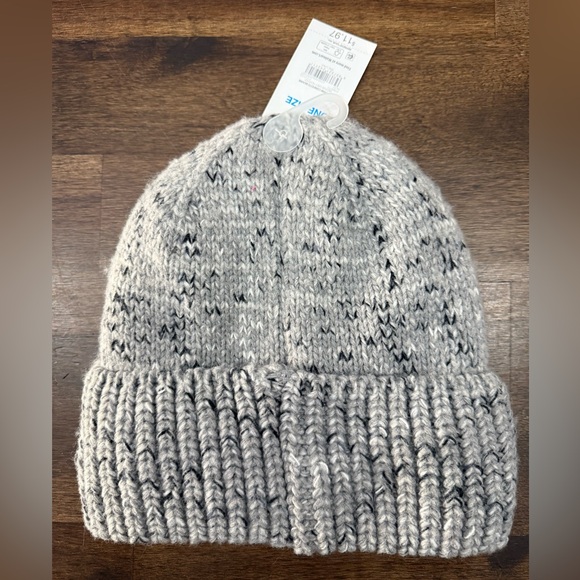 Time and Tru Speckled Gray Knit Hat - Picture 2 of 3